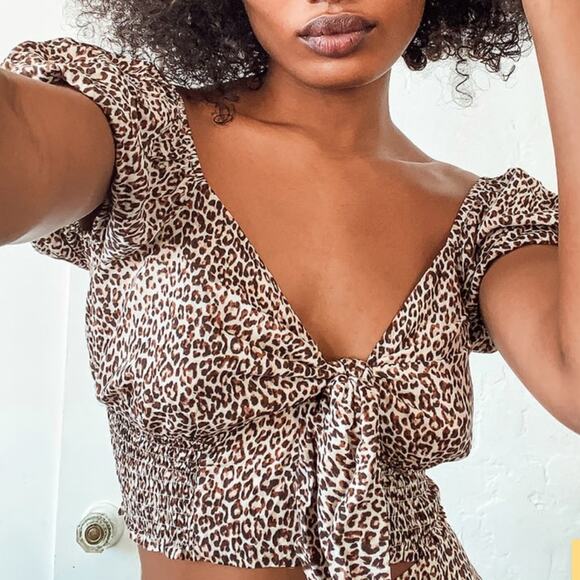 Lulus Tops - LULUS Fiercely in Love Beige Leopard Print Tie Front Crop Top NWT in XS